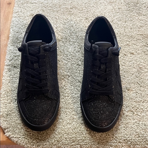 Women size 8.5 brand is vintage Havana, black leather sneakers sparkle - Picture 1 of 4